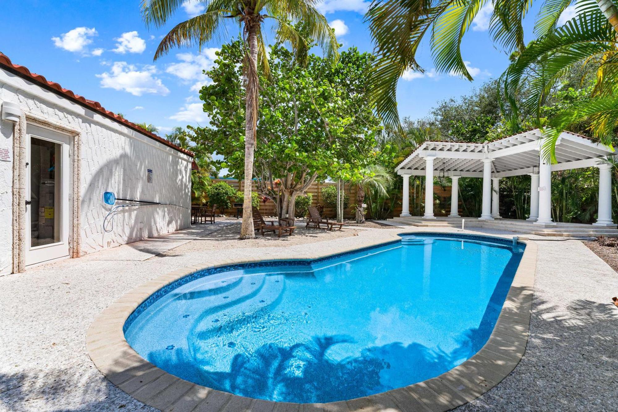 Crescent Beach Villas Siesta Key Exterior foto