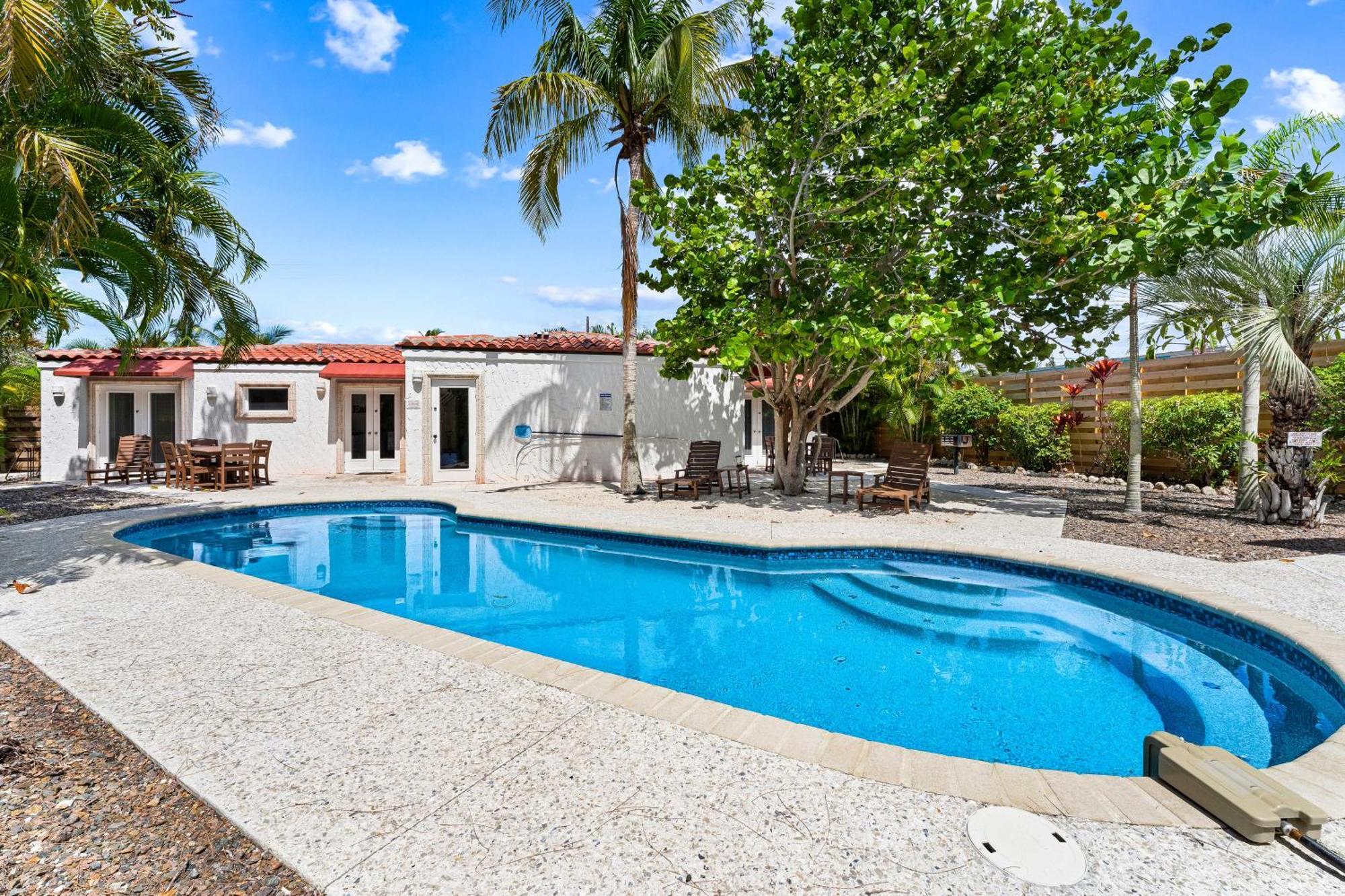 Crescent Beach Villas Siesta Key Exterior foto